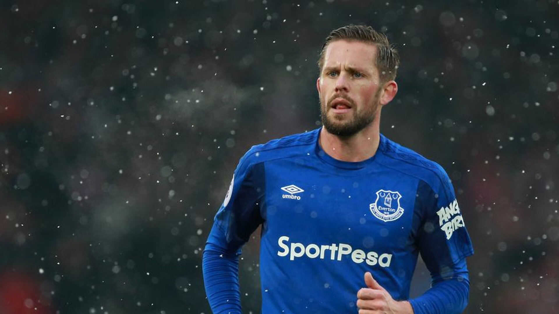 卡昂艰难逼平昂热,主场不败金身依旧保持,卡昂怎么样